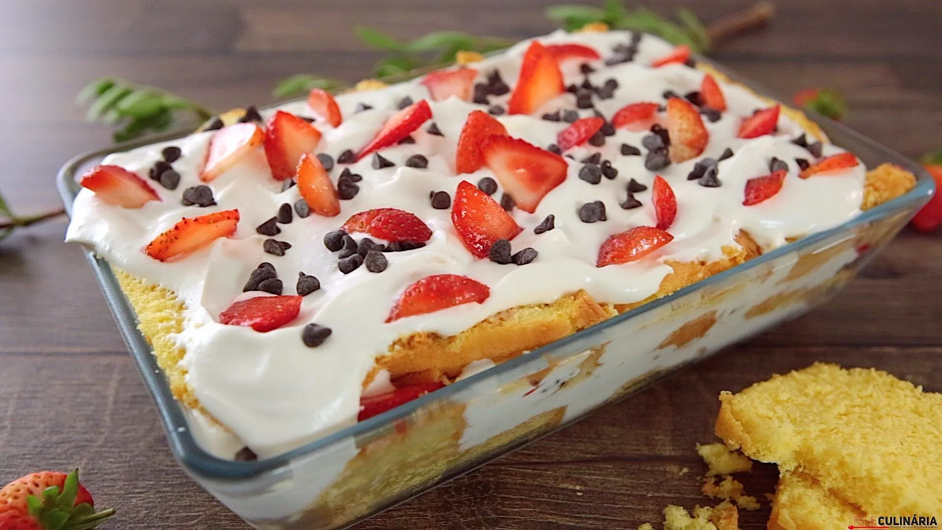 Lasanha de morangos e natas