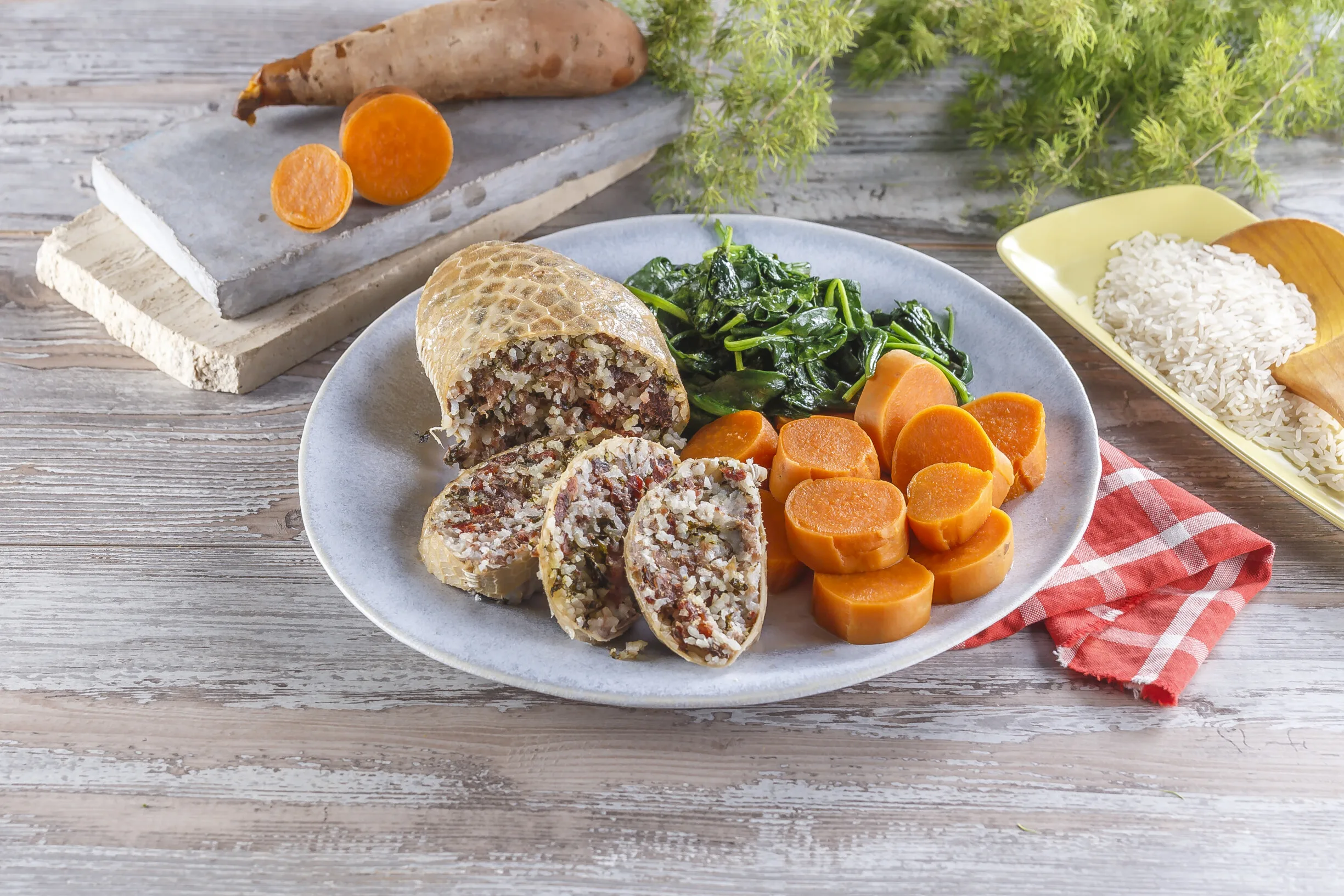 Maranho com espinafres e batata-doce