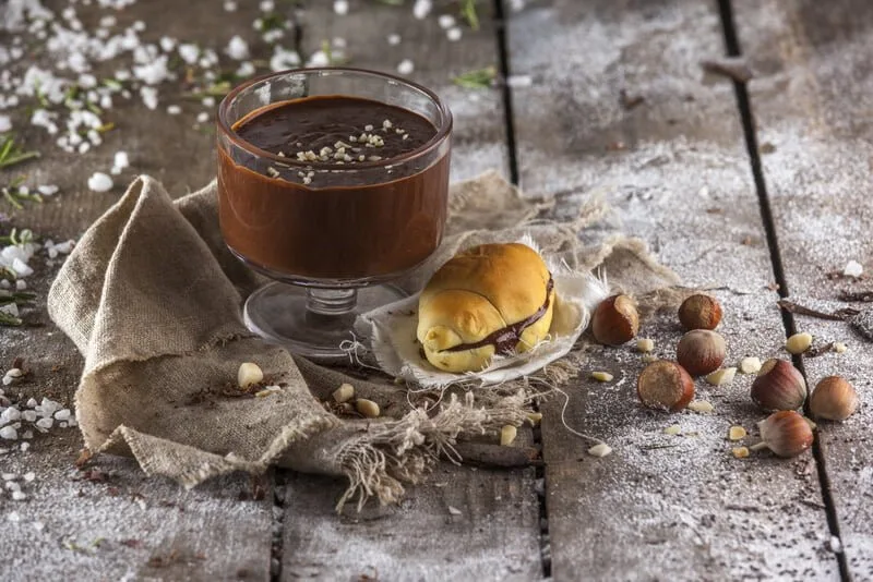 Creme de chocolate e avelã