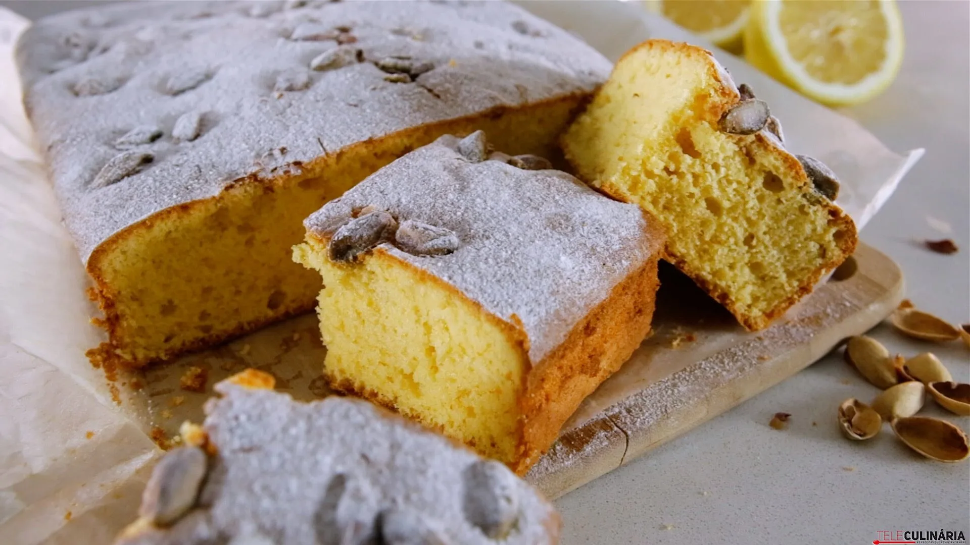 Quadrados de limão com pistacho