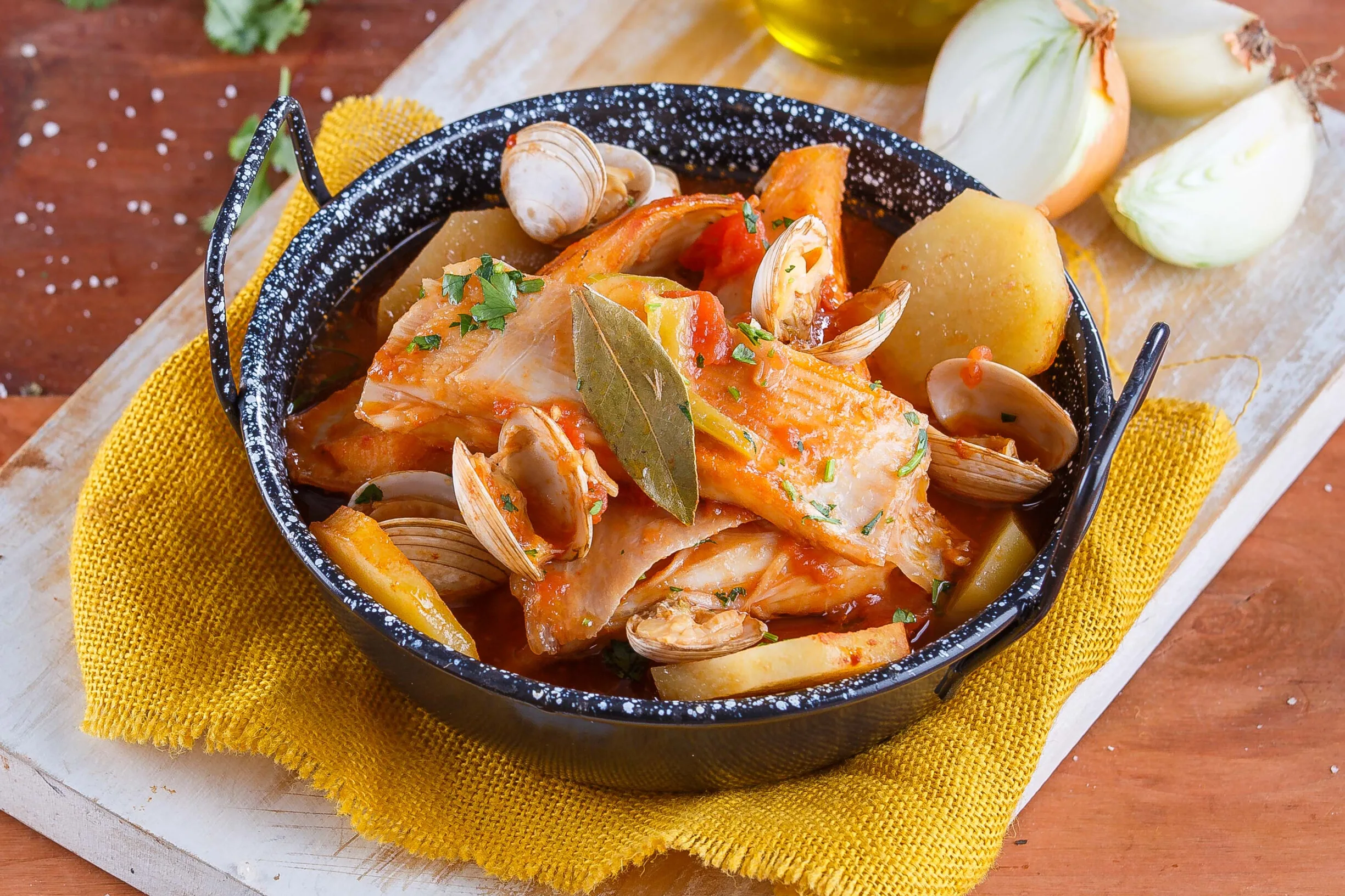 Raia estufada à pescador