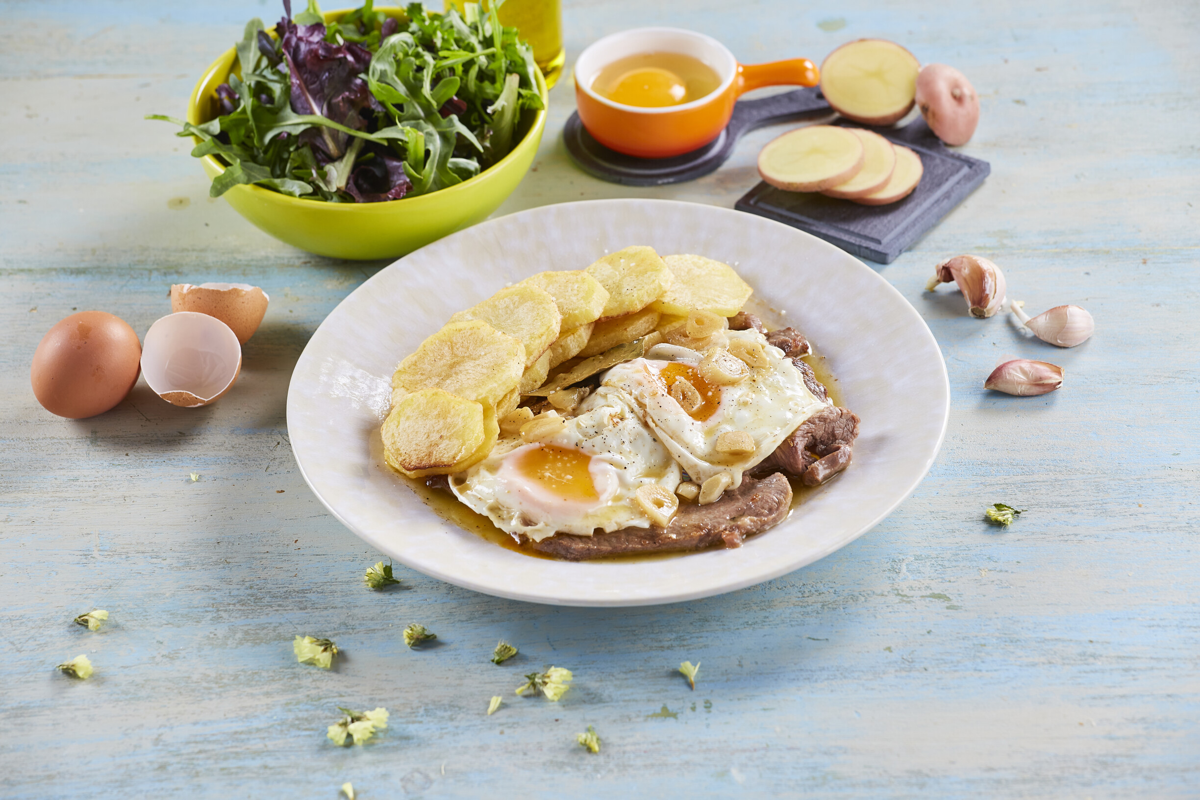 Bitoque de novilho com ovo