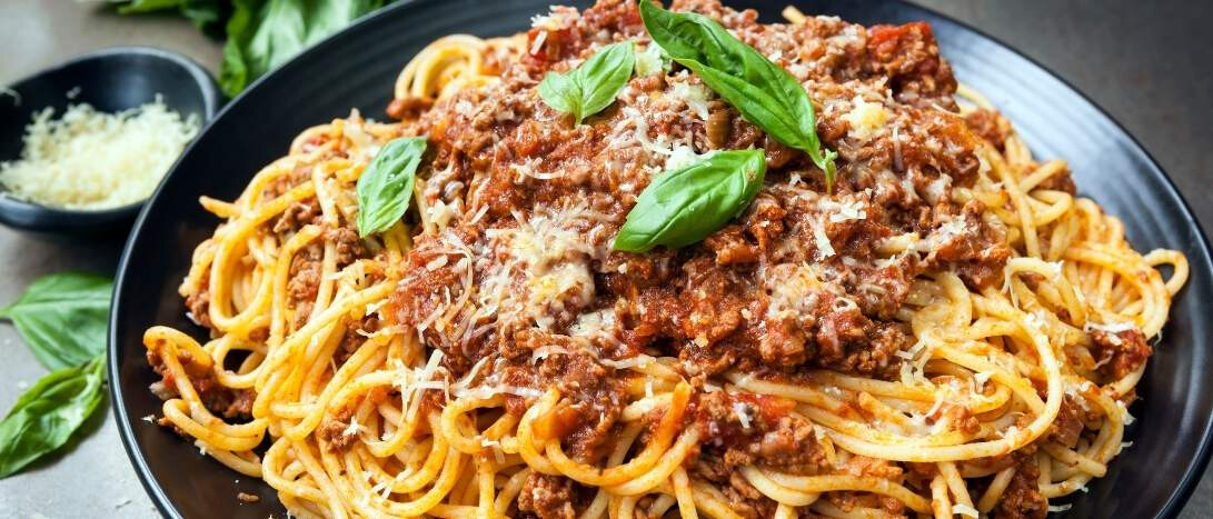 Receita de Esparguete à Bolonhesa | TeleCulinária