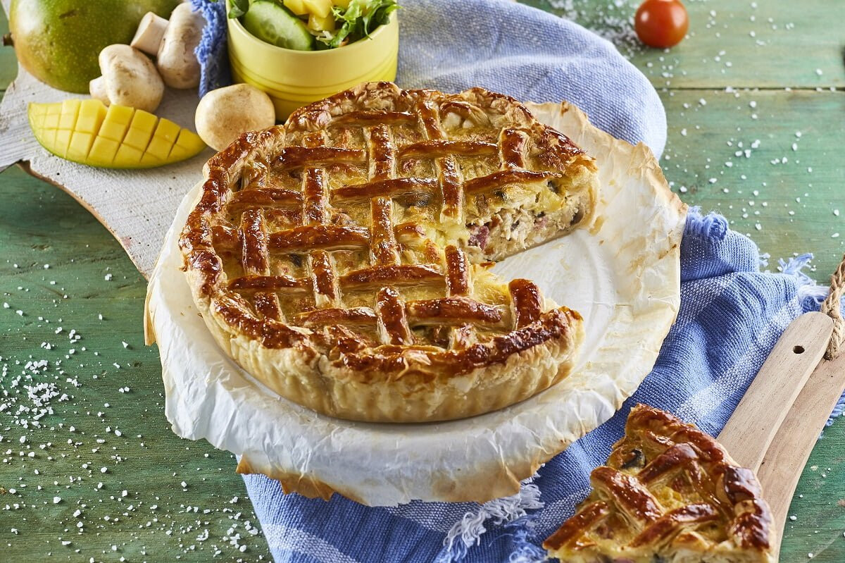 Tarte de frango entrançada