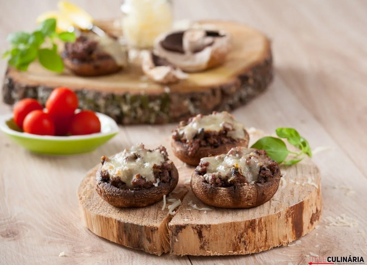 Cogumelos Recheados (Video)