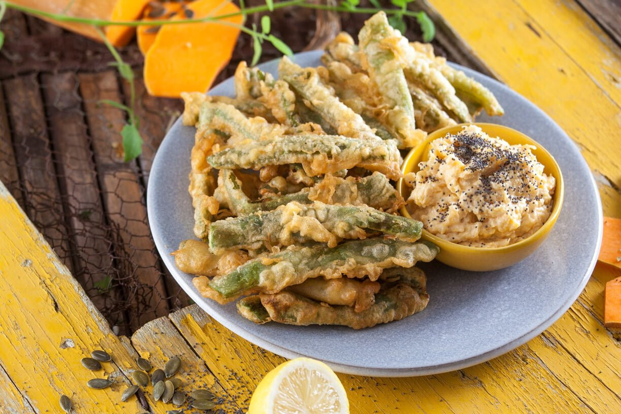 Peixinhos da horta com molho de abóbora