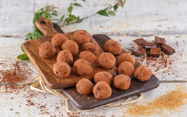 Trufas de chocolate negro e gengibre