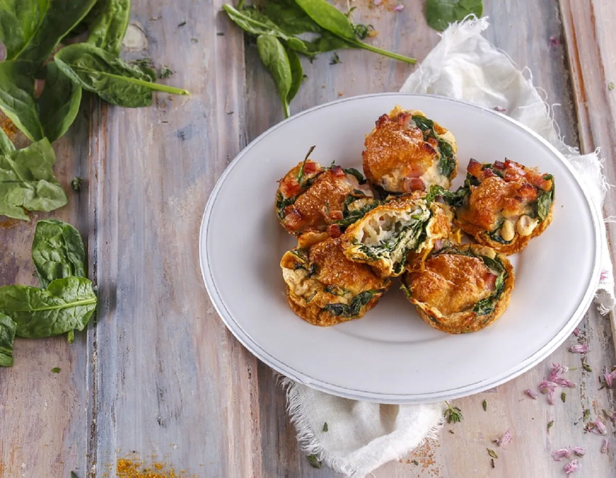 Queques de espinafres na air fryer