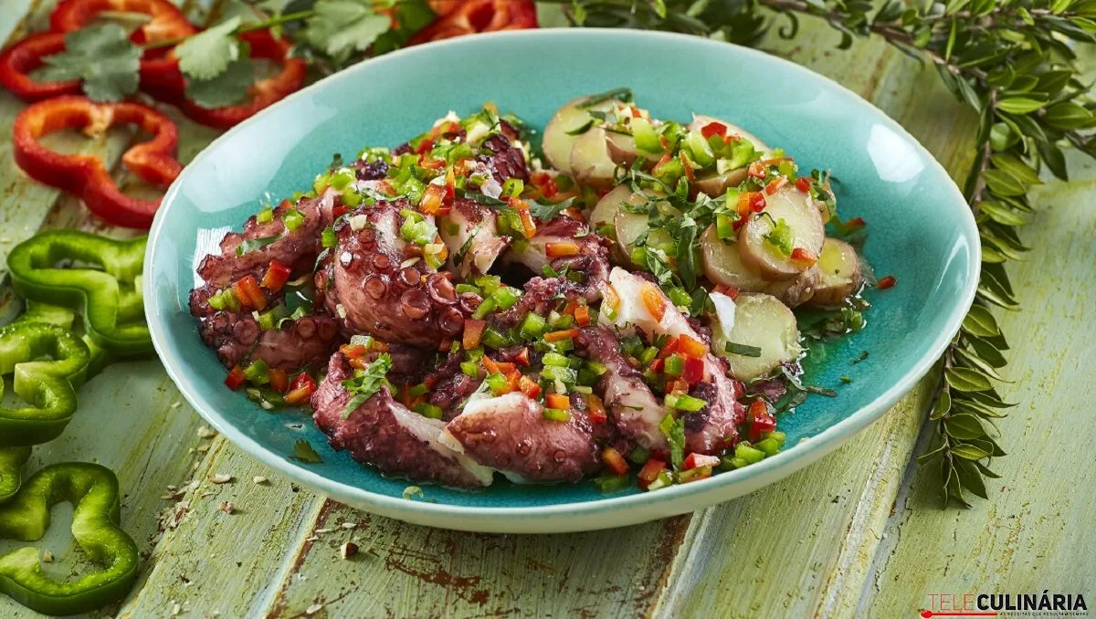 Polvo com molho de vinagrete