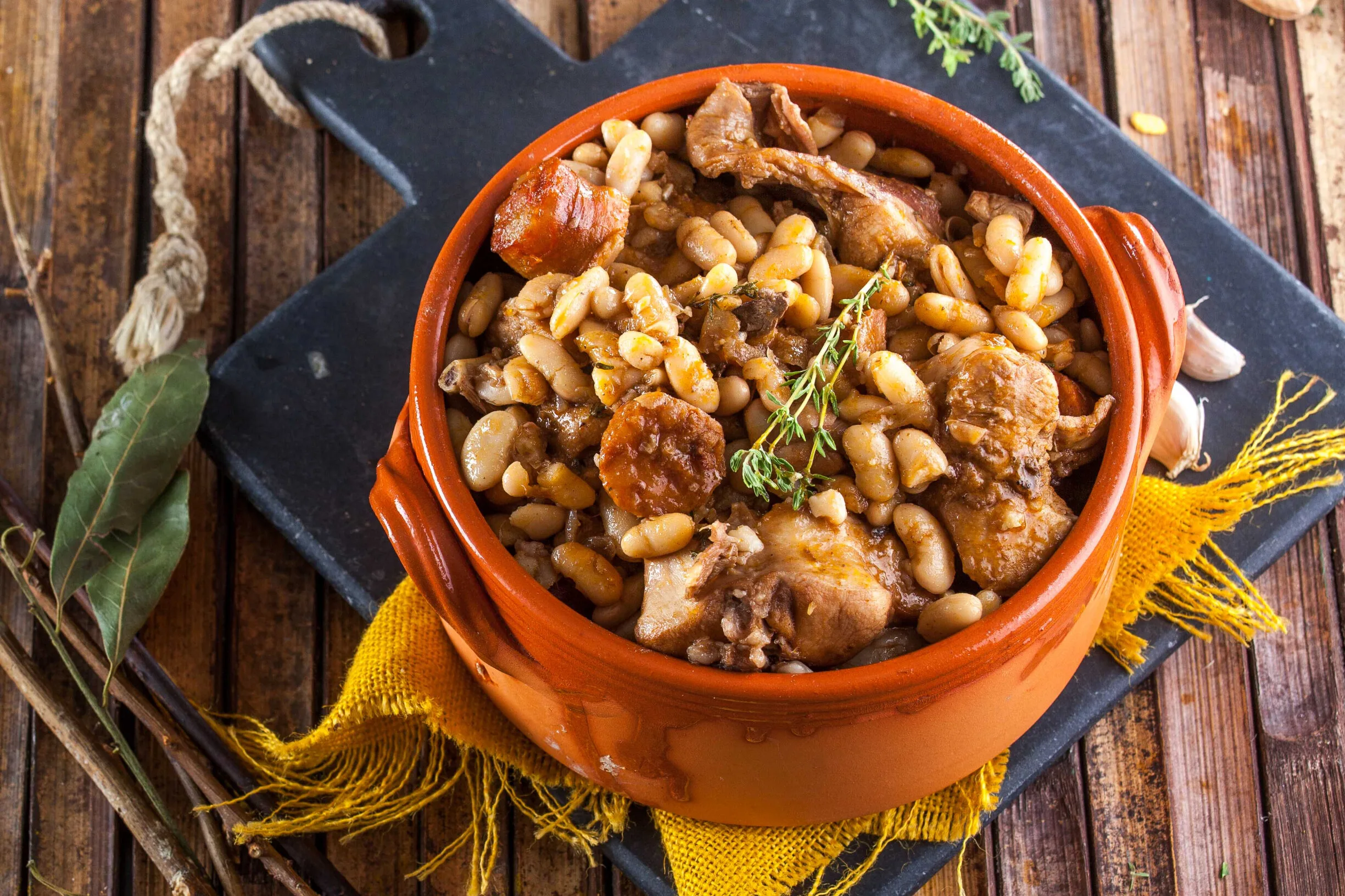 Feijoada de coelho à moda da terra
