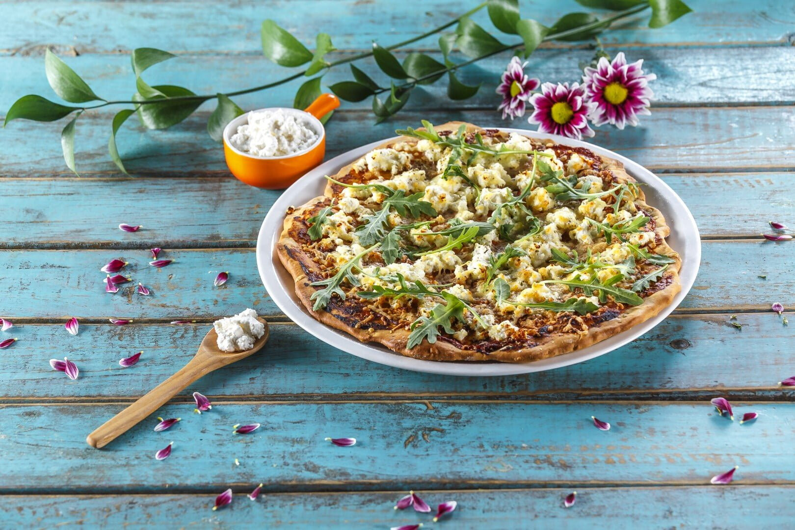 Piza com queijo e rúcula (receita especial para grávidas)