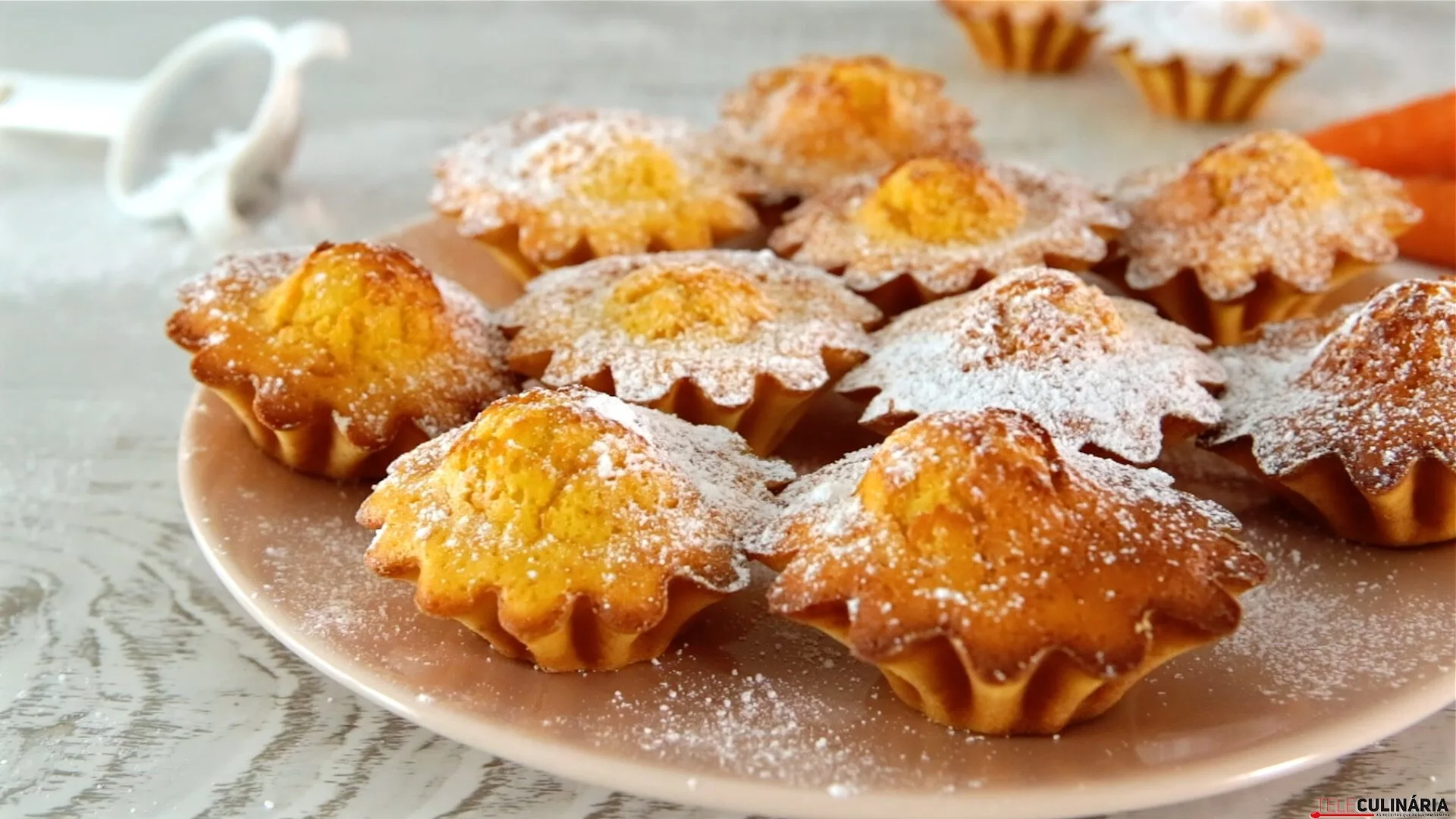 Queques de cenoura - VIDEO