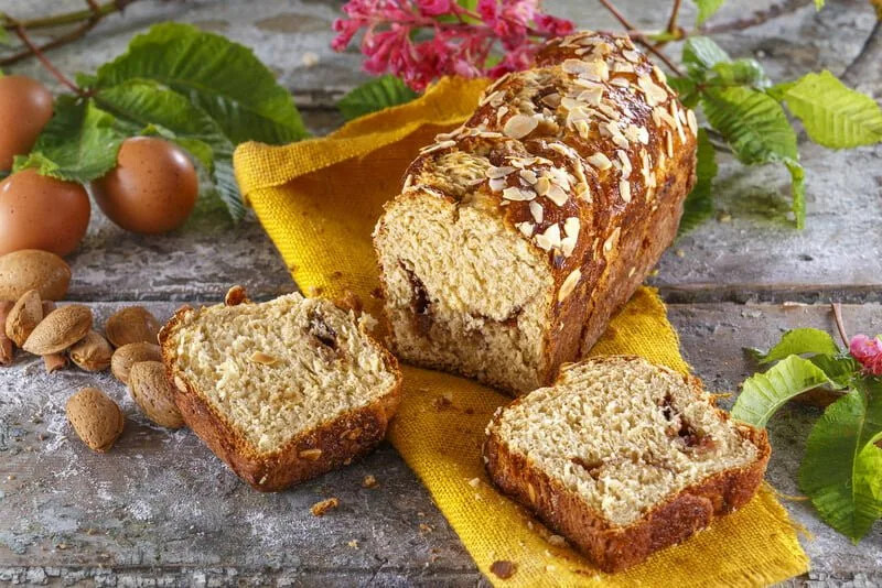 Bolo de canela e amêndoa