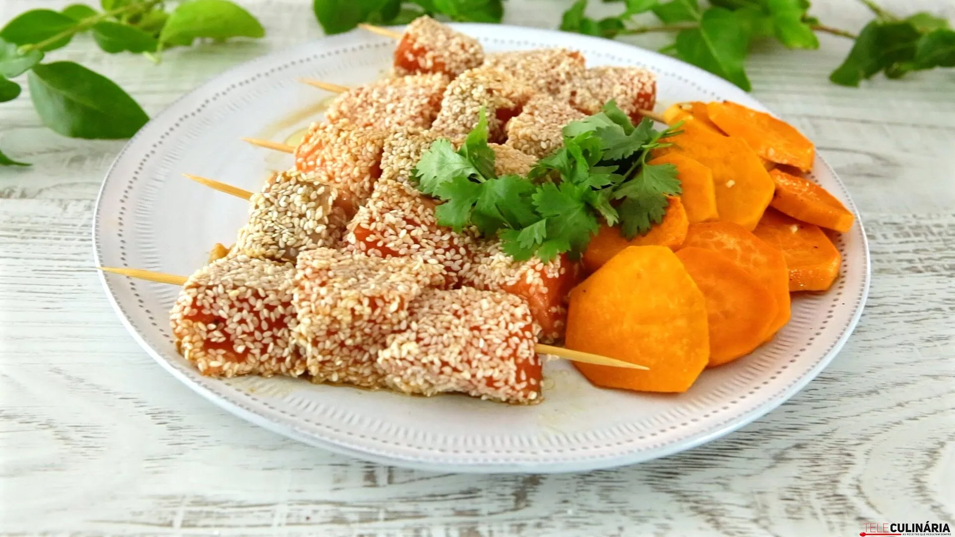 Salmão com sementes de sésamo