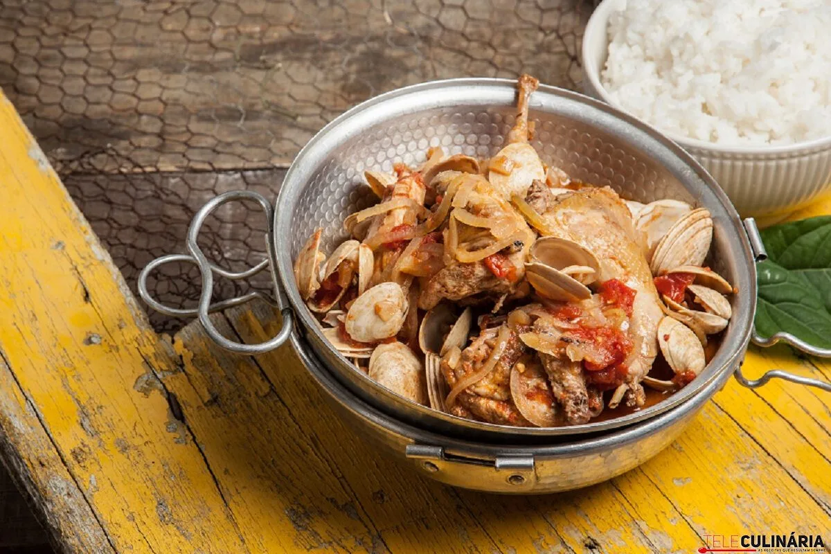 Perdizes com amêijoas na cataplana