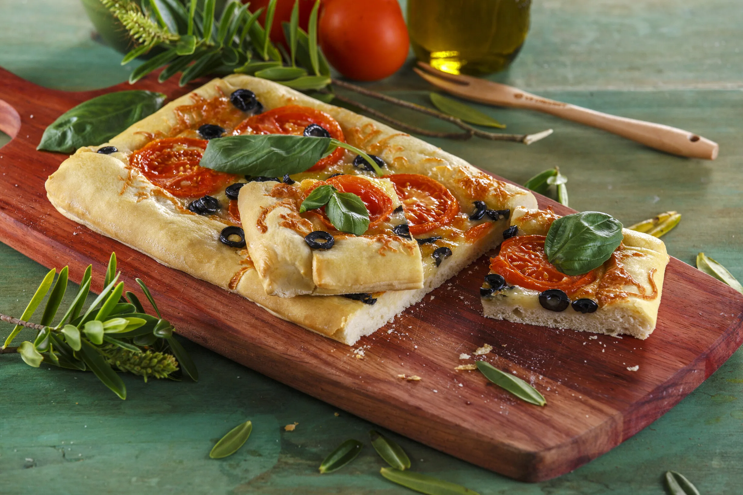 Focaccia de queijo e tomate