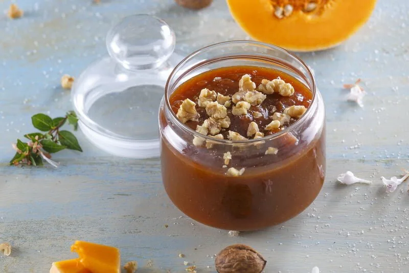 Doce de abóbora com noz