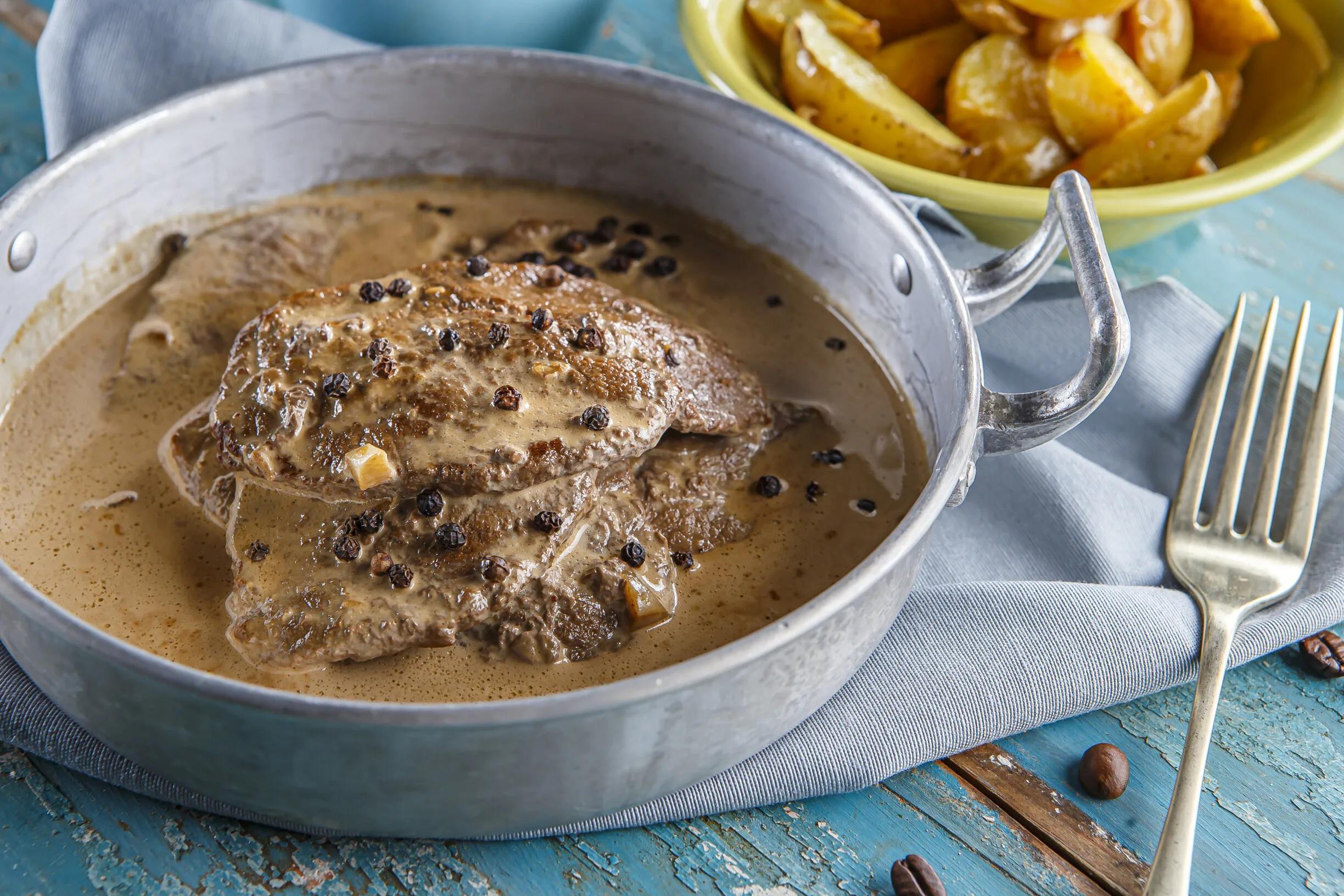 Bife com molho de café