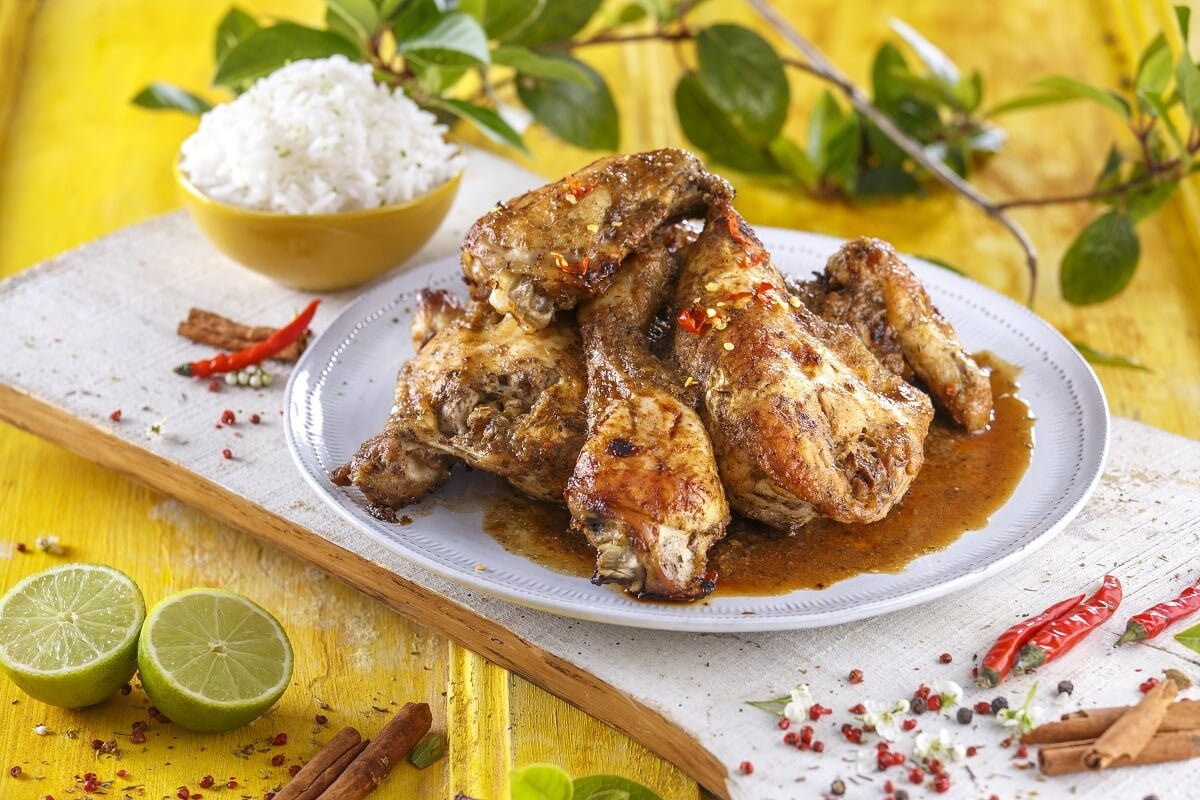 Frango à jamaicana