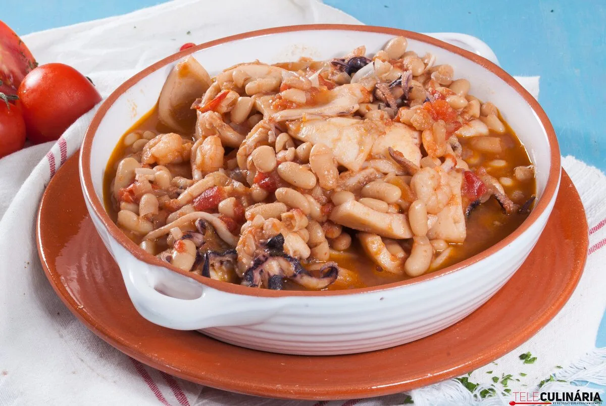 Feijoada de choco e camarão