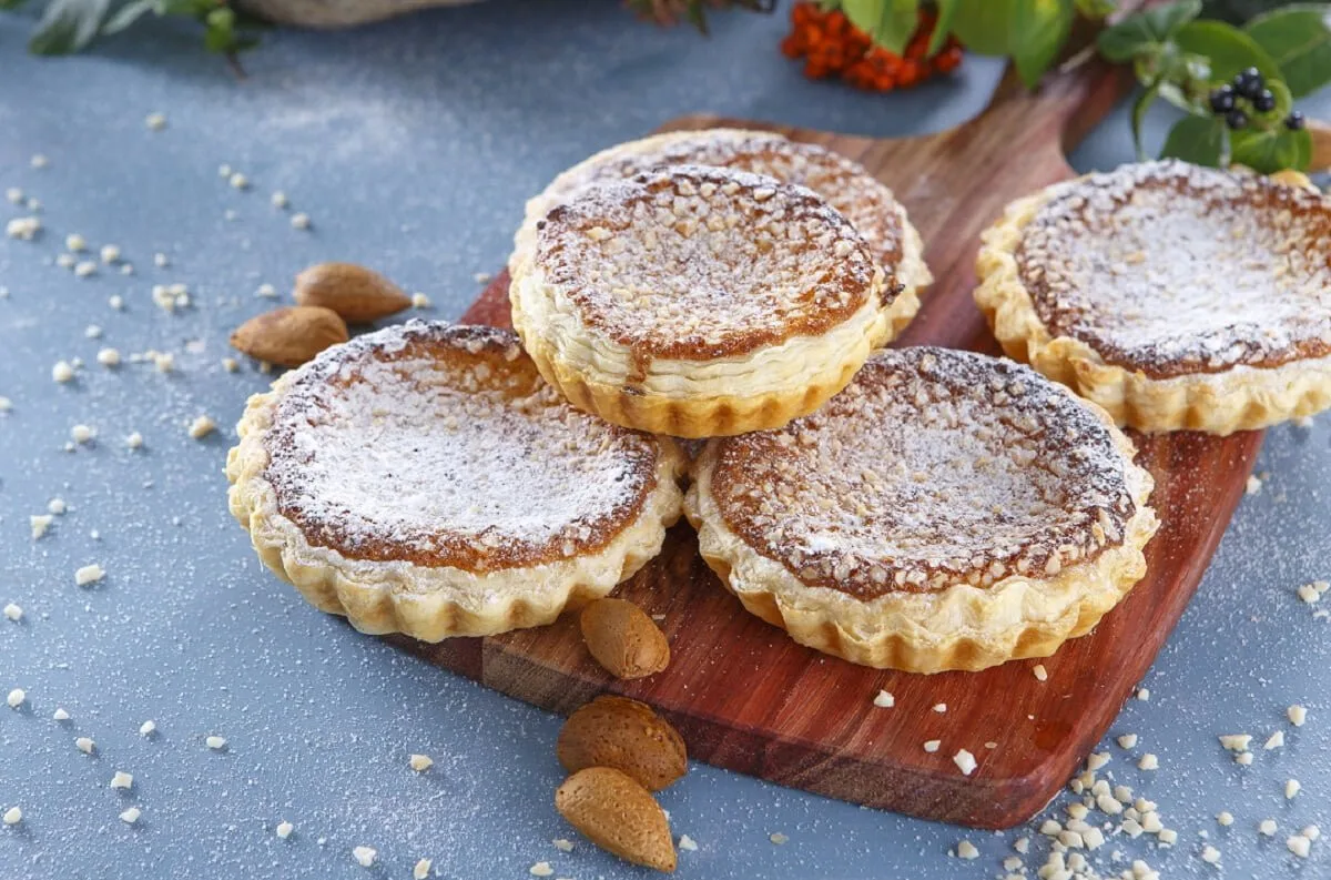 Tarteletes de gila e amêndoa