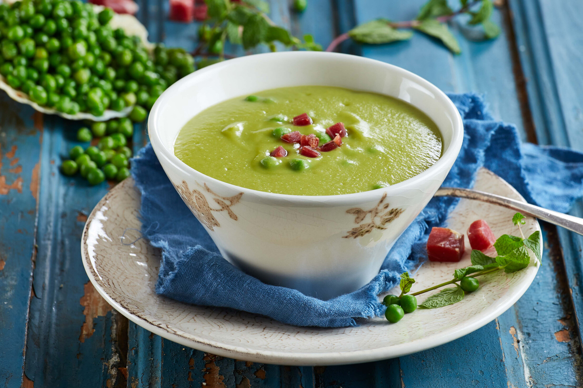 Sopa de ervilhas e hortelã