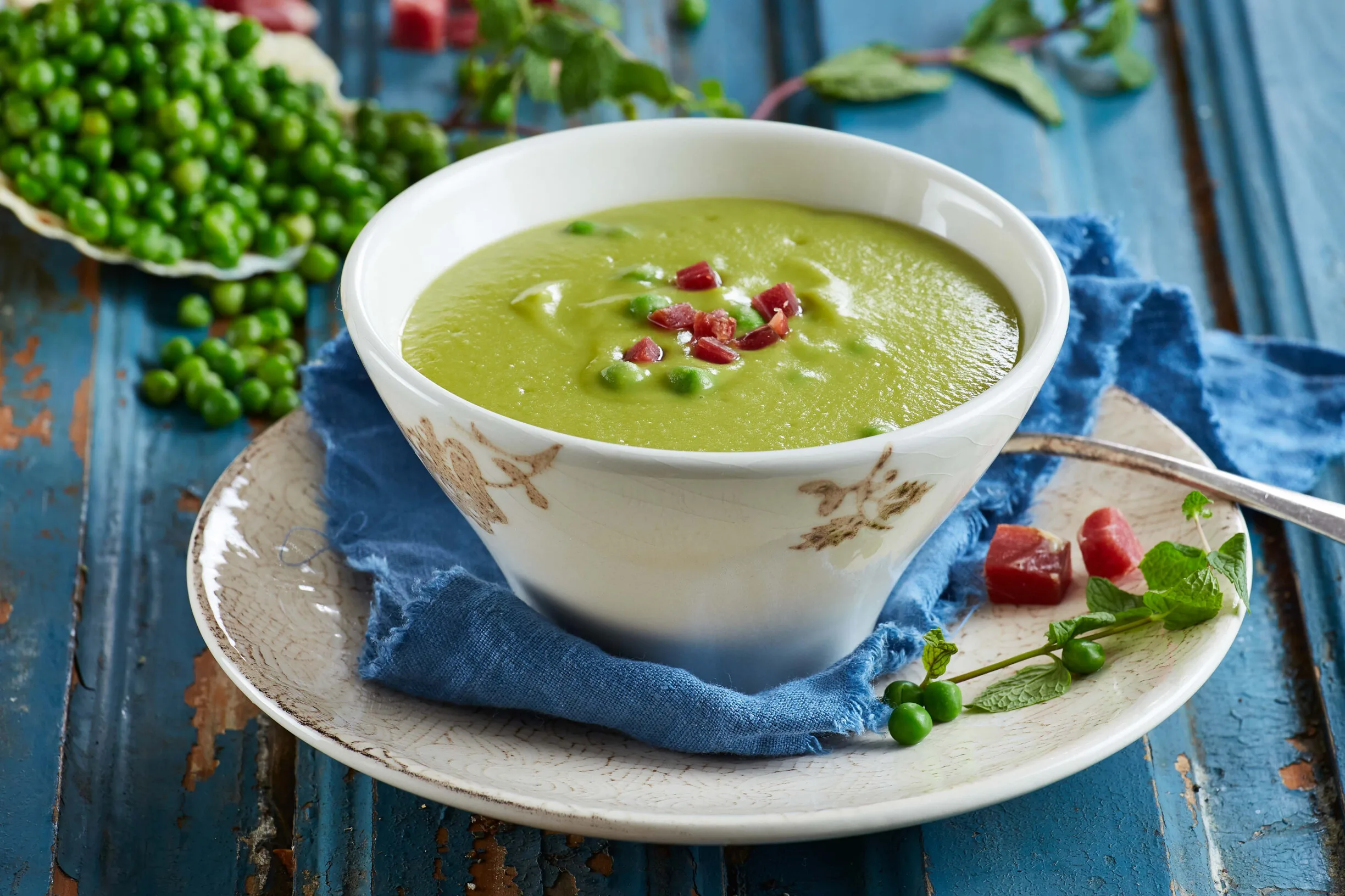 Sopa de ervilhas e hortelã