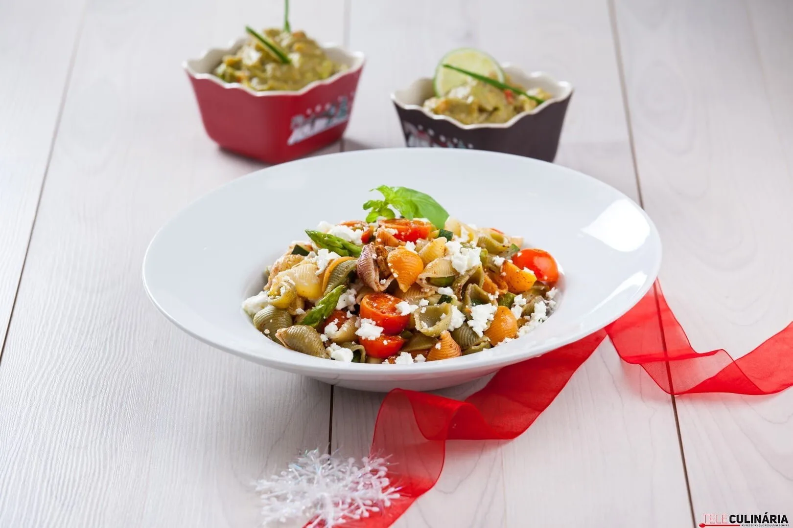 Salada de pasta com legumes