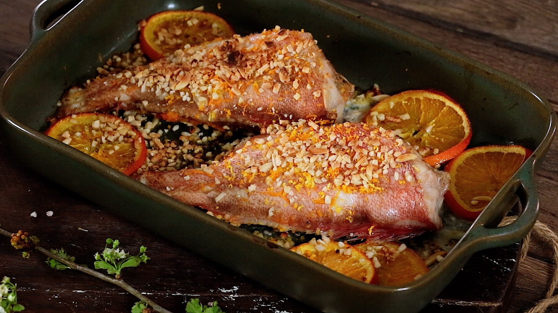 Red fish assado com laranja