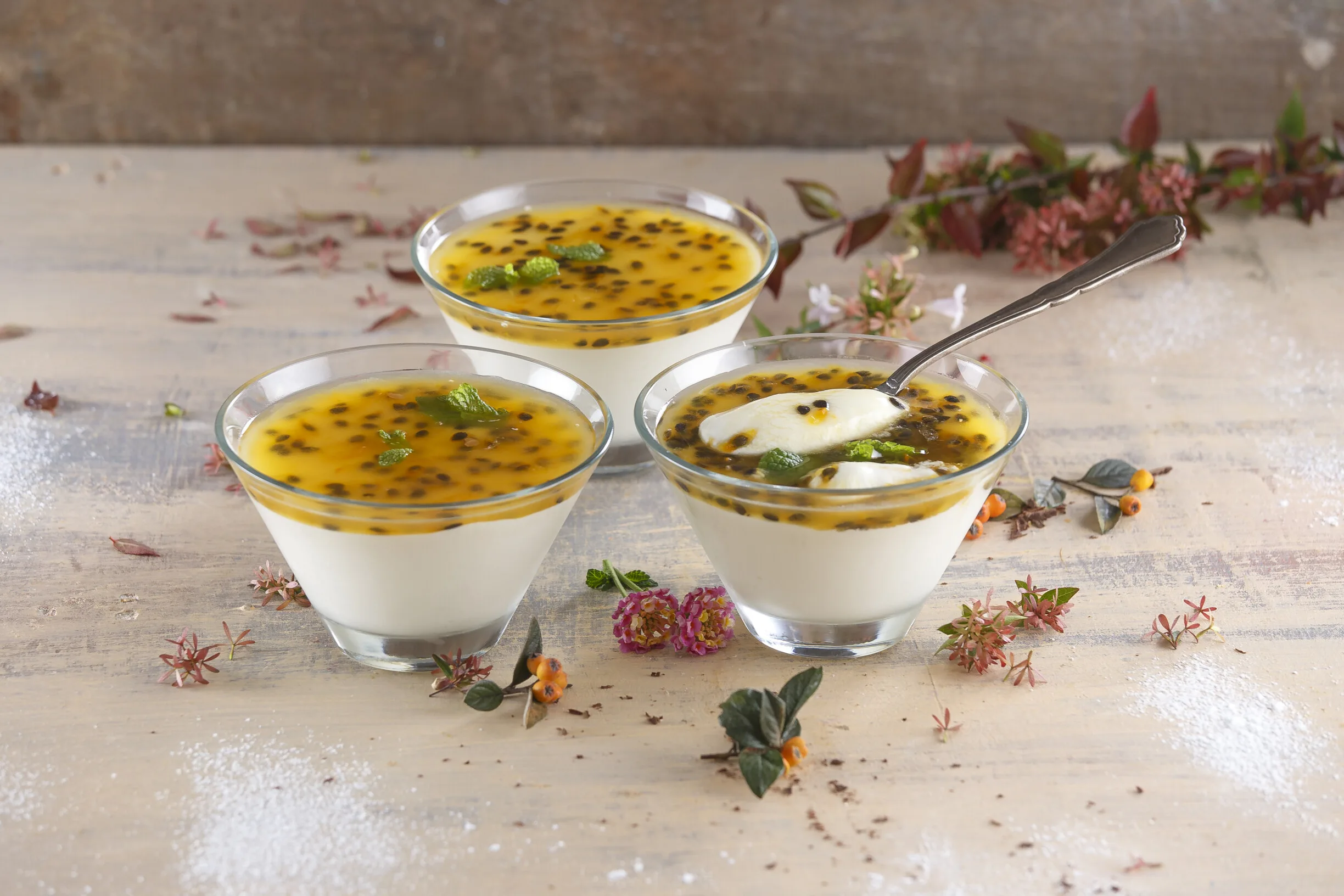 Mousse de chocolate branco com maracujá