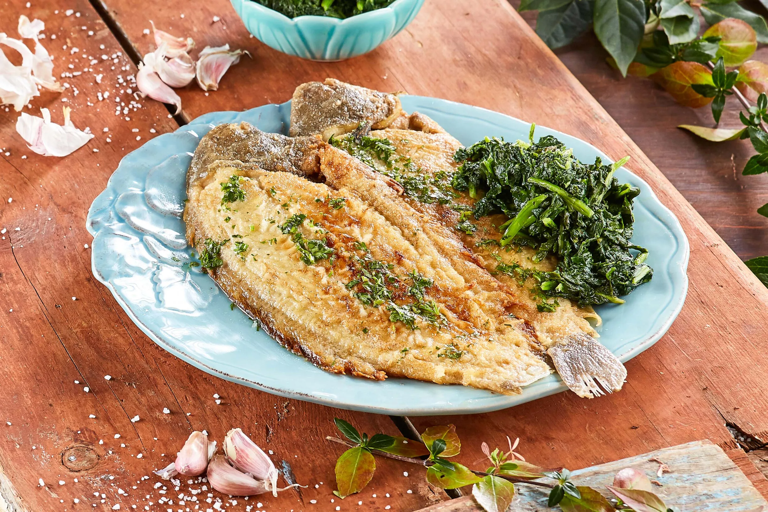 Linguado au meunier com grelos salteados