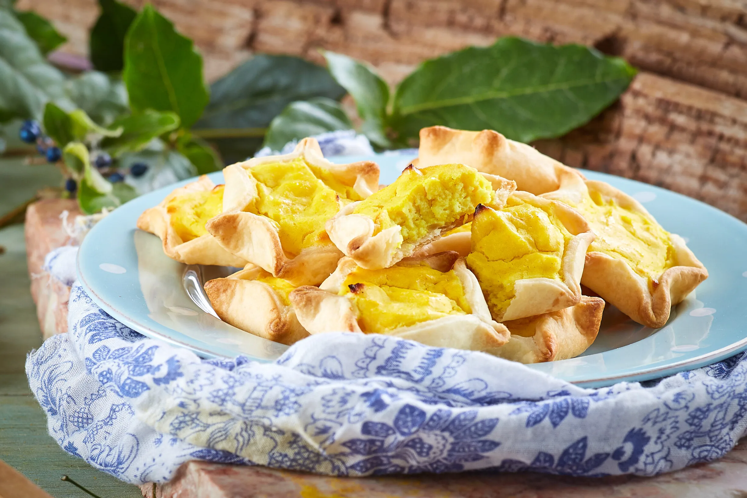 Queijadas de açafrão