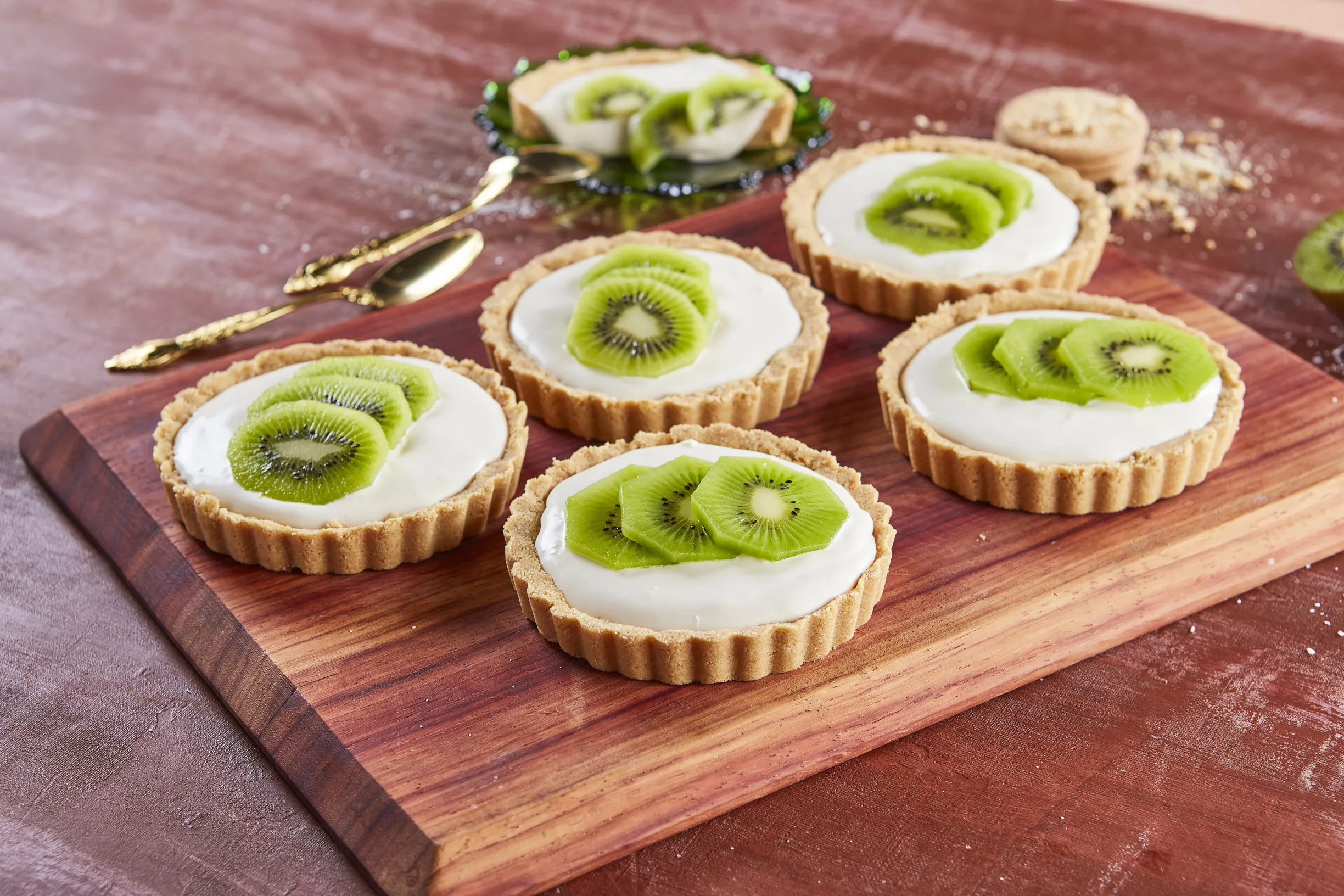 Tarteletes de coco com kiwi
