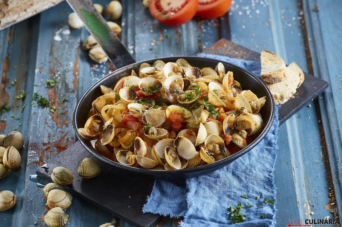 Berbigão de cebolada