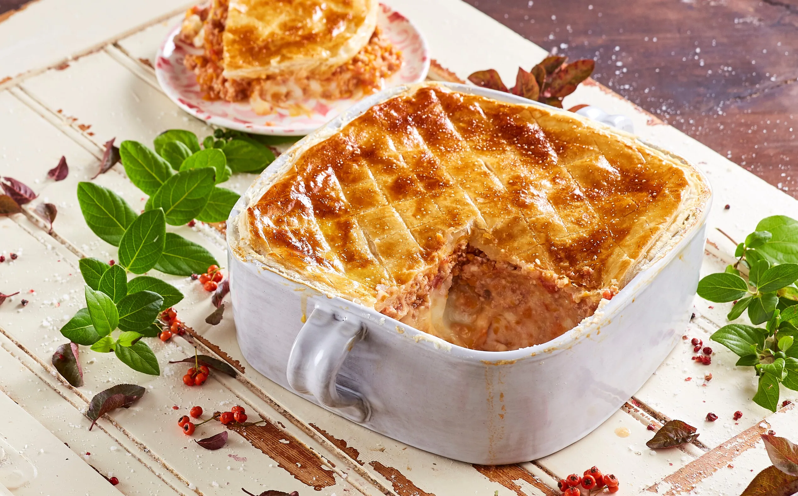 Empadão de carne com massa folhada