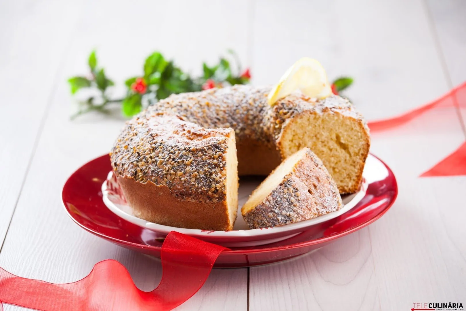 Bolo com limão e sementes