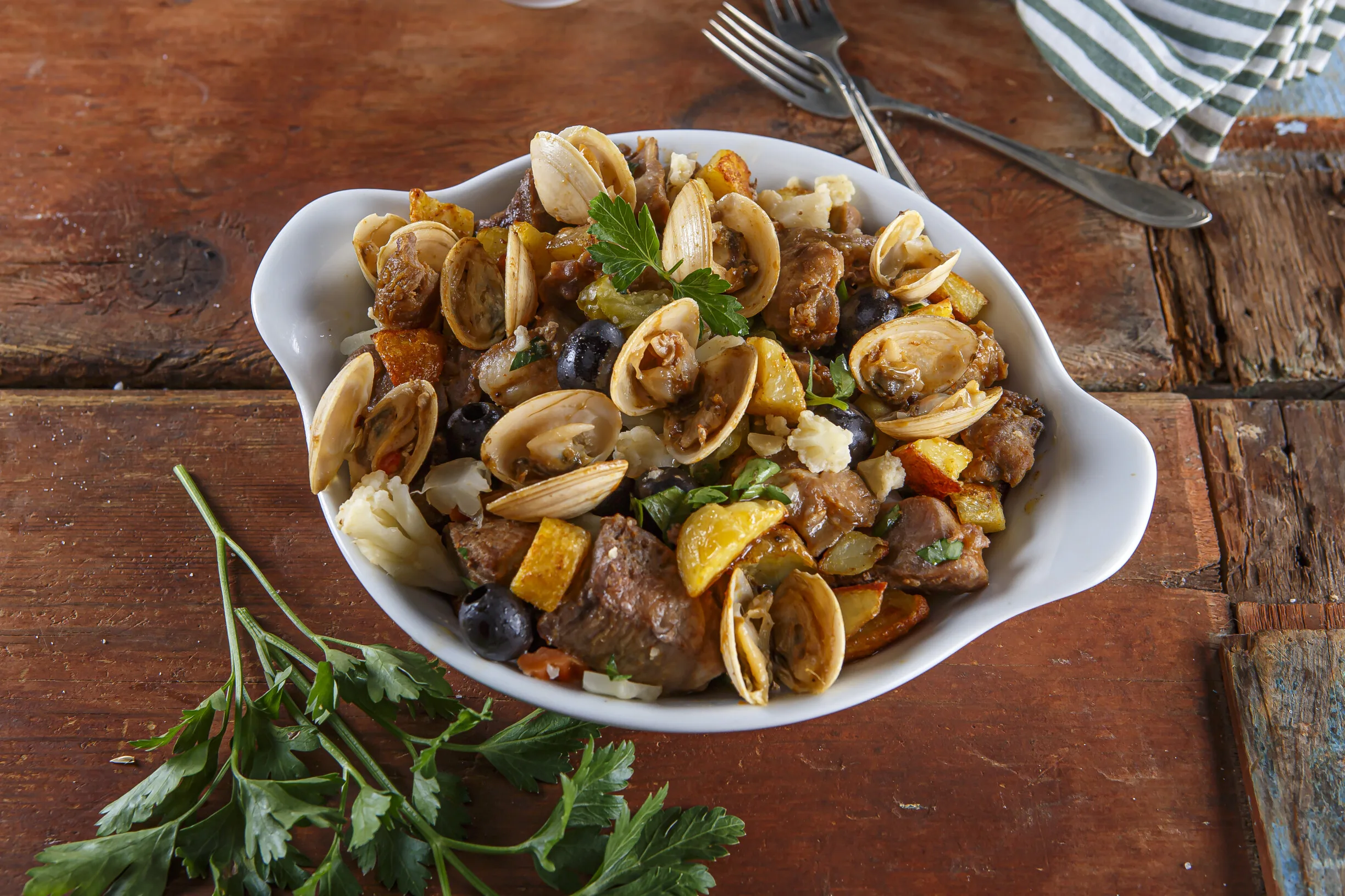 Receita de Carne de Porco à Alentejana | TeleCulinária