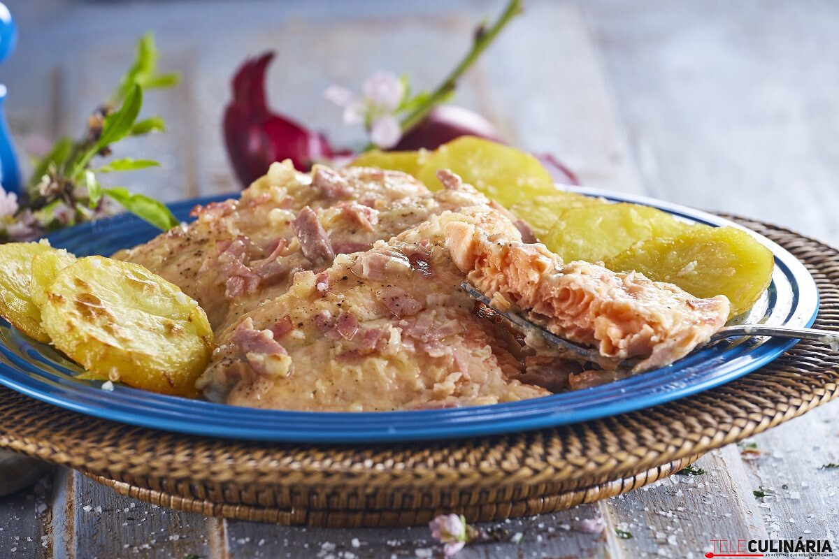 Salmão à espanhola