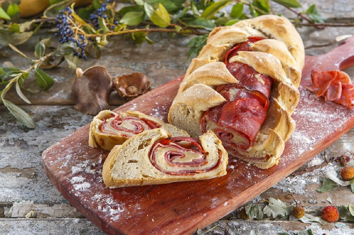 Pão de queijo e chourição