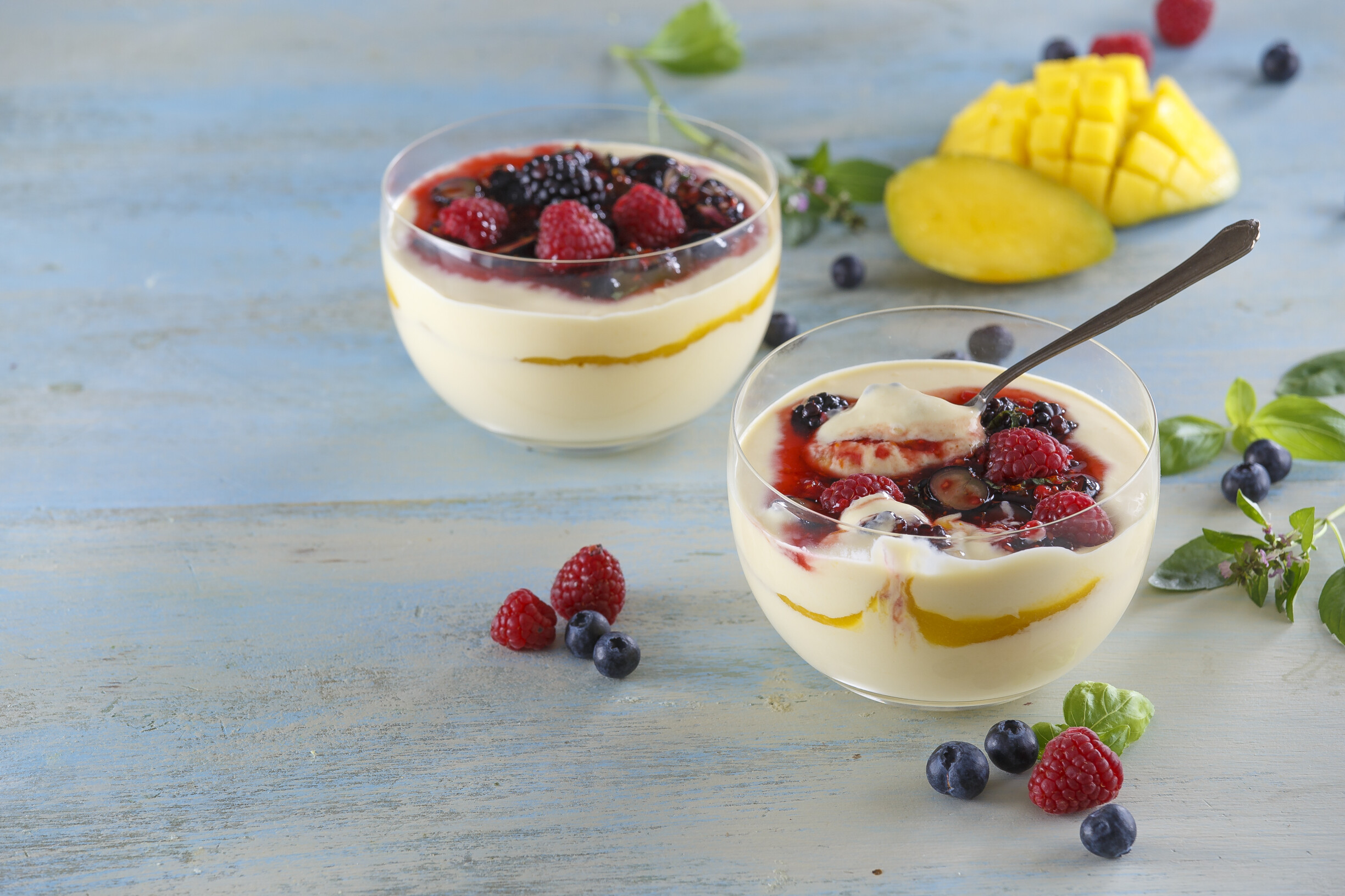 Perfeito de iogurte e manga