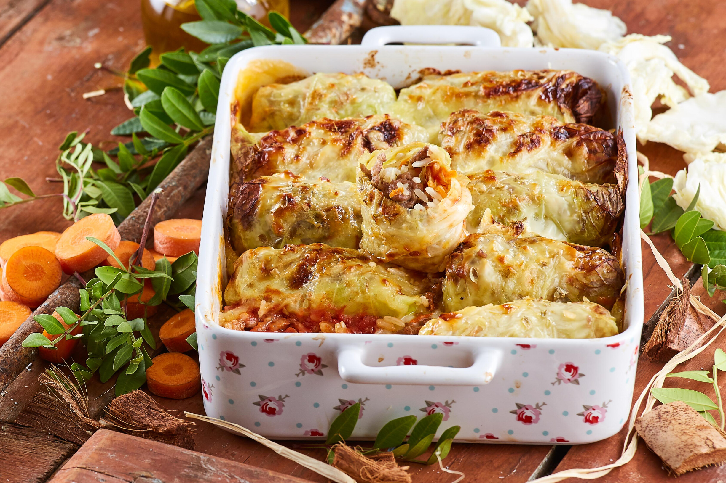 Trouxas de couve recheadas