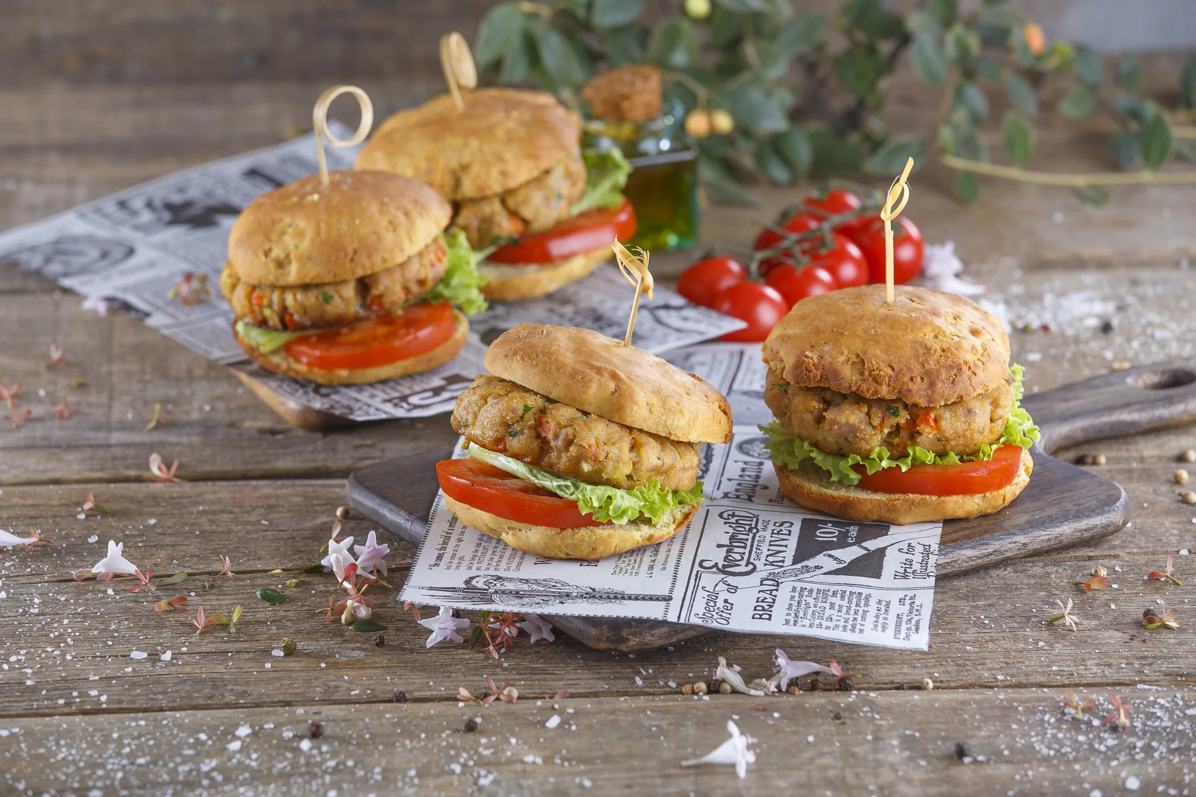 Hambúrguer de atum em bolo do caco