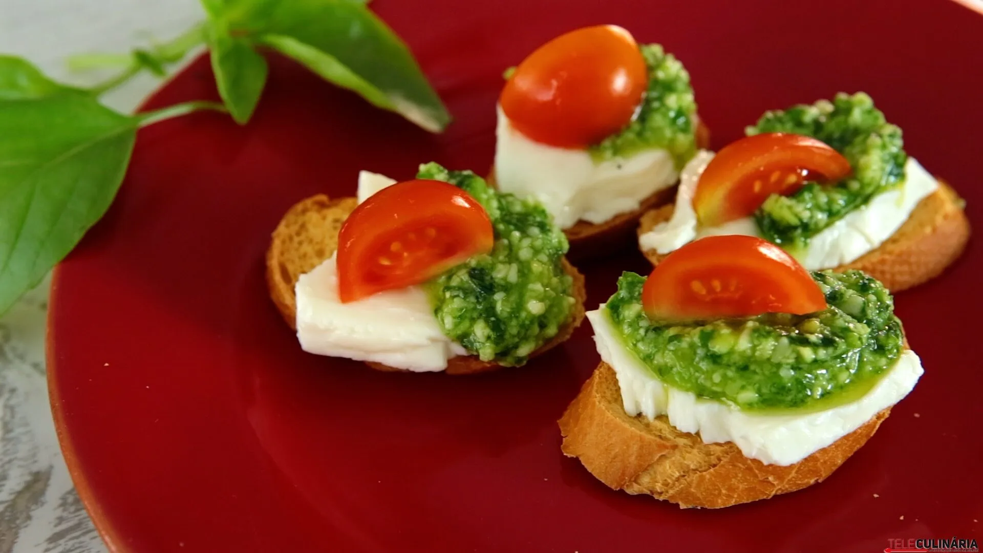 Pesto de manjericão