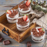 Doce de bolacha com iogurte e leite condensado