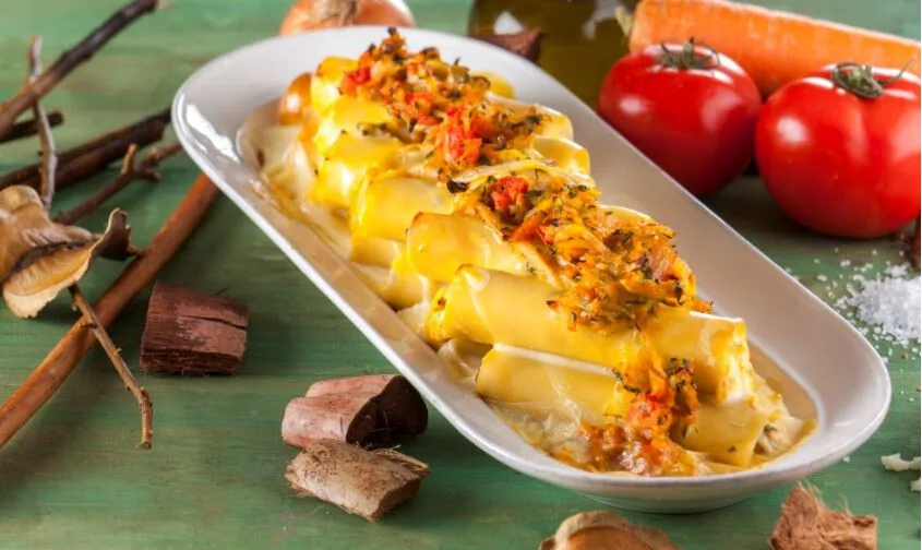 Canelones de vegetais com molho 4 queijos