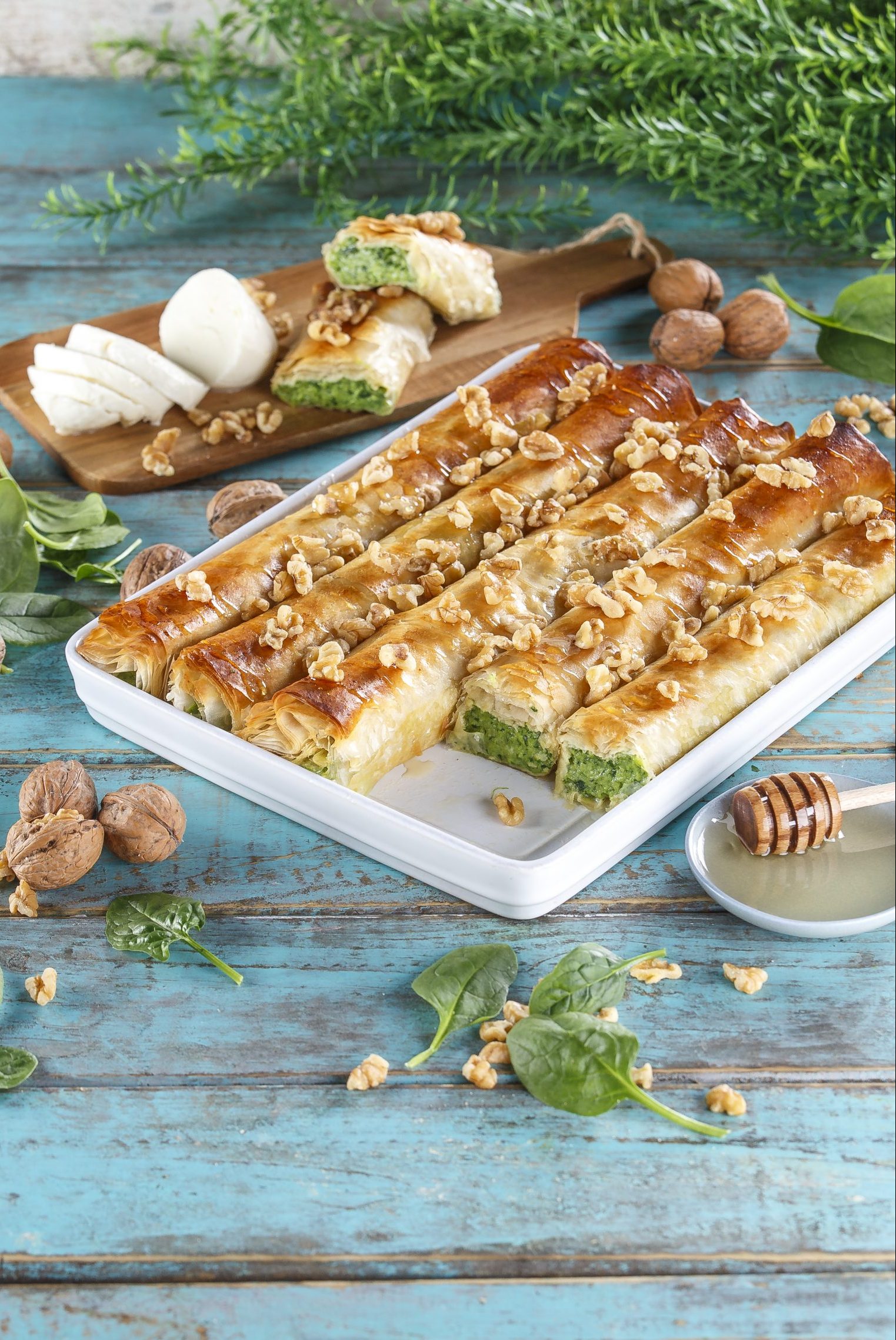 Borek de queijo e espinafres
