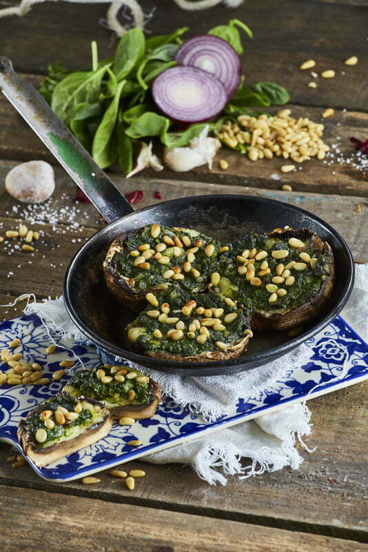 Cogumelos recheados com pesto