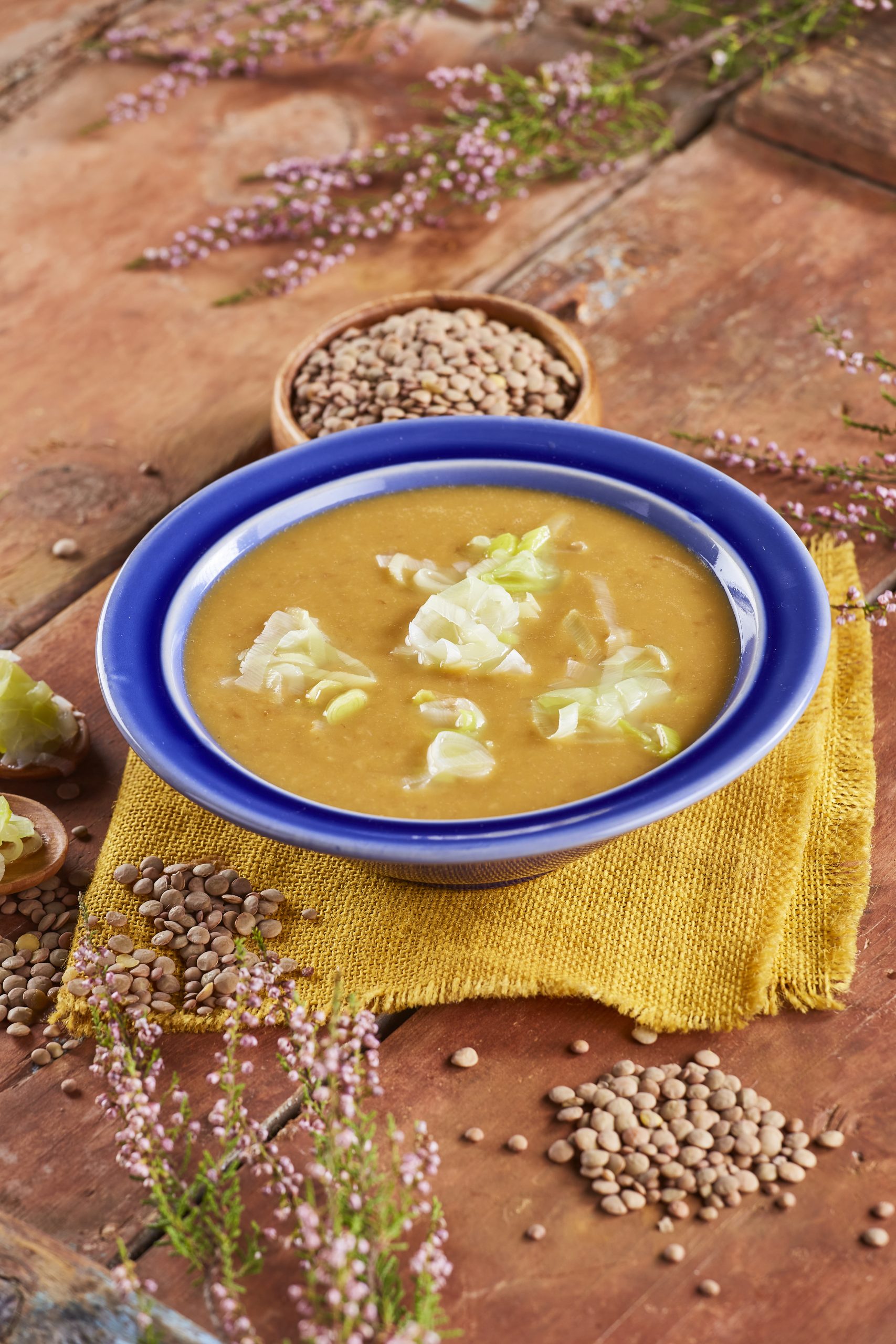 Creme de lentilhas com alho-francês
