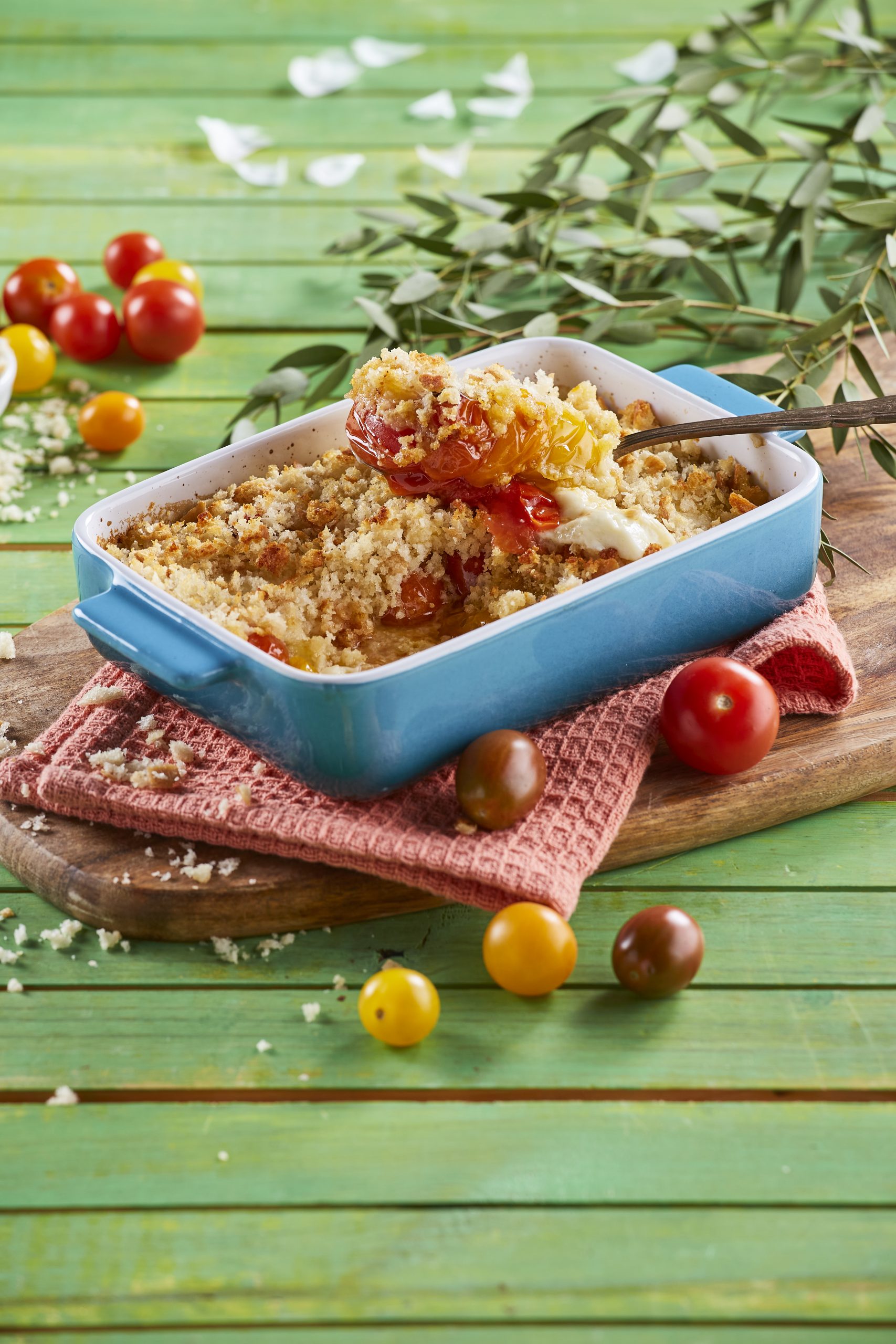 Crumble de tomate e queijo