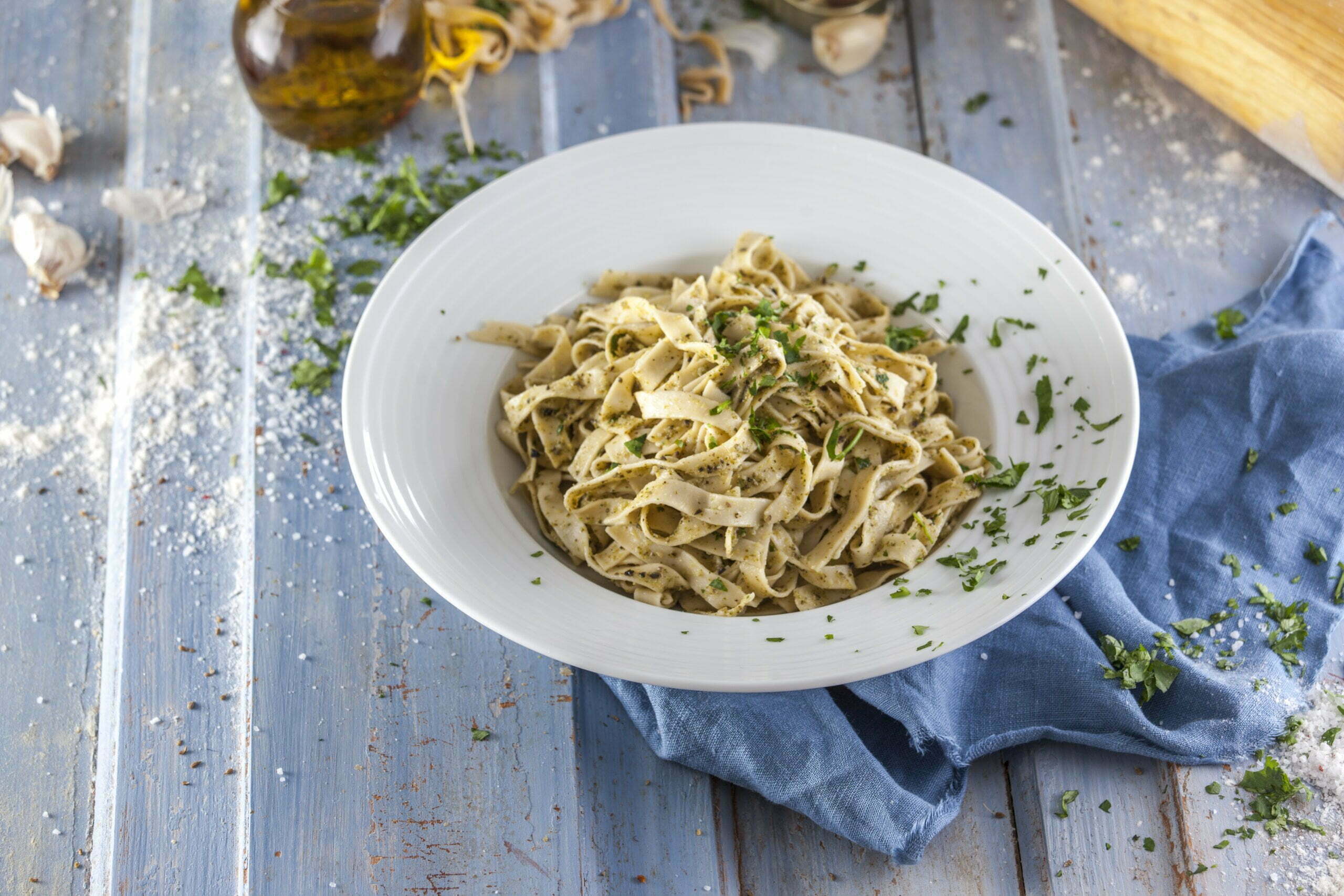 Fettucine com pesto de brócolos